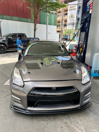 Nissan GTR 2009 Tax Paper