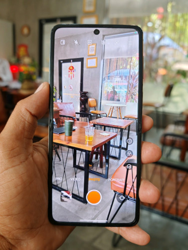 Oppo Find N3 Flip 12g/256g(វៃដូរបាន)👉$275
