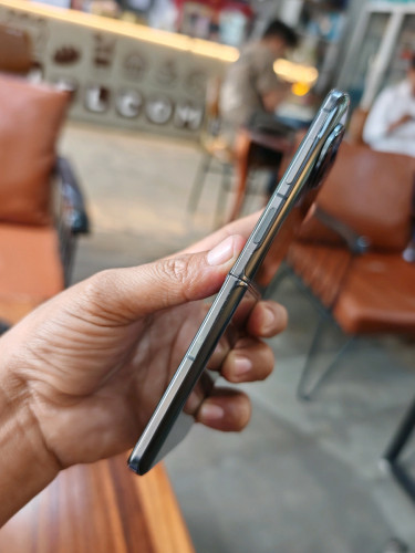 Oppo Find N3 Flip 12g/256g(វៃដូរបាន)👉$275