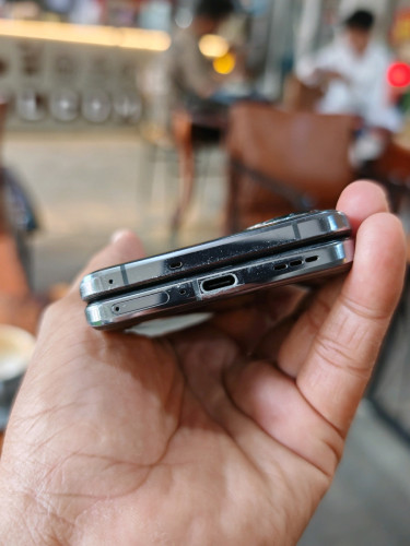 Oppo Find N3 Flip 12g/256g(វៃដូរបាន)👉$275