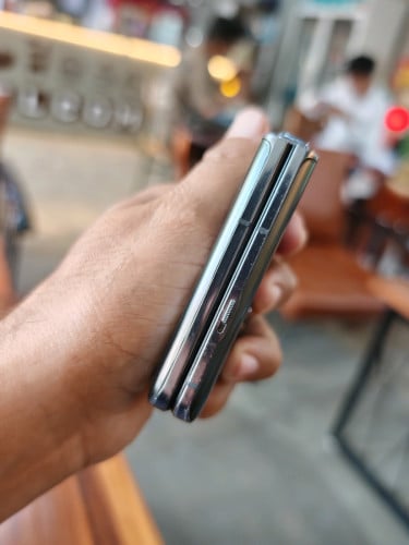 Oppo Find N3 Flip 12g/256g(វៃដូរបាន)👉$275