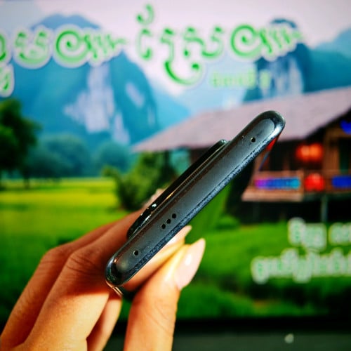 Redmi Note 14 Pro+ Globol (វ៉ៃដូរបាន)មានធានាច្បាស់លាស់ត្រឹមត្រូវ