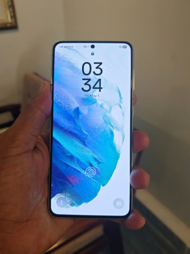 Samsung S21 5G 8g/256g(វៃដូរបាន)👉$135