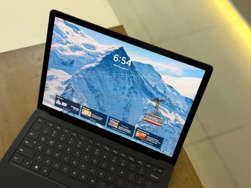Surface Laptop 4 ( Grade A )CPU Core i5-11th, RAM 16GB, SSD 256, 2K Touch Screen