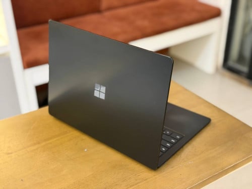 Surface Laptop 4 ( Grade A )CPU Core i5-11th, RAM 16GB, SSD 256, 2K Touch Screen