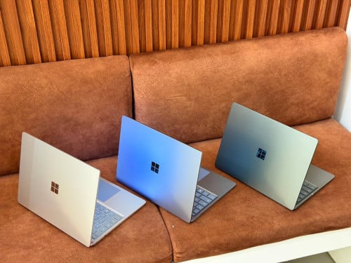 Surface Laptop Go 2 ( Grade A )CPU Core i5-11th, RAM 8GB, SSD 128GB, Touch Screen