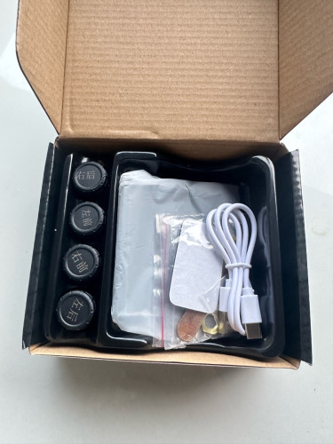 Tires pressure sensor
