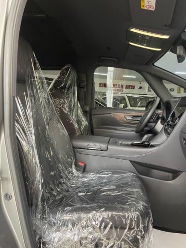 Toyota alphard 2024