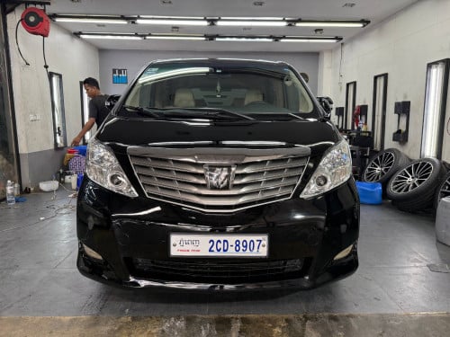 TOYOTA ALPHARD G 2009 FULL OPTION