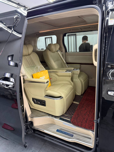 TOYOTA ALPHARD G 2009 FULL OPTION