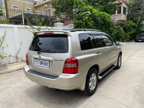 Toyota Highlander 2003 ម៉ាសុីន6ប៉ុង1