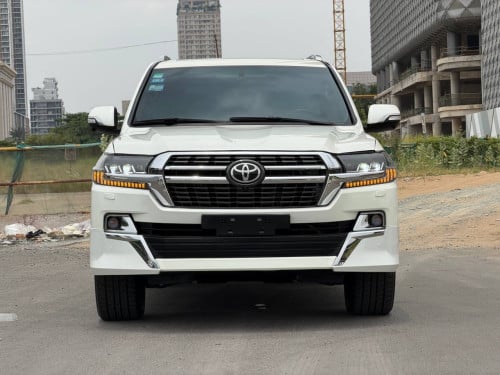 Toyota Land Cruiser V6 2010 ឡេីង​ស៊េរី​ទាំង​ក្នុង​ក្រៅ​ 2021 Full option អារ៉ាប់​