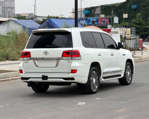 Toyota Land Cruiser V6 2010 ឡេីង​ស៊េរី​ទាំង​ក្នុង​ក្រៅ​ 2021 Full option អារ៉ាប់​