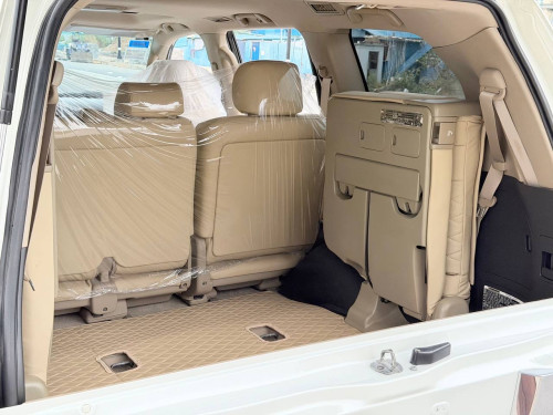 Toyota Land Cruiser V6 2010 ឡេីង​ស៊េរី​ទាំង​ក្នុង​ក្រៅ​ 2021 Full option អារ៉ាប់​
