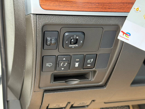 Toyota Land Cruiser V6 2010 ឡេីង​ស៊េរី​ទាំង​ក្នុង​ក្រៅ​ 2021 Full option អារ៉ាប់​