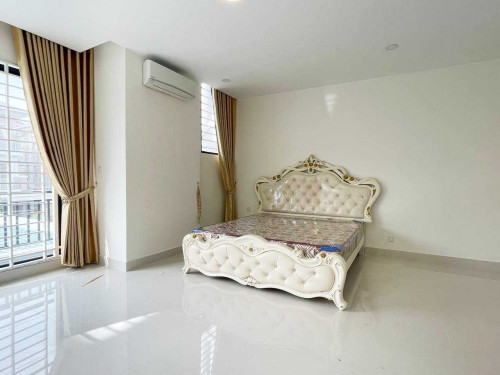 Twin B Villa for Rent In Borey Penghouth The Star Mera Garden 50m