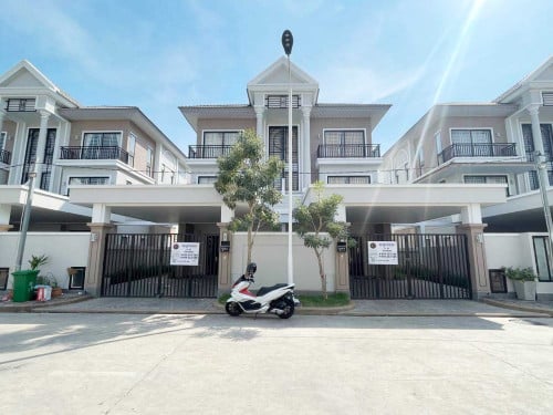 Twin B Villa for Rent In Borey Penghouth The Star Mera Garden 50m