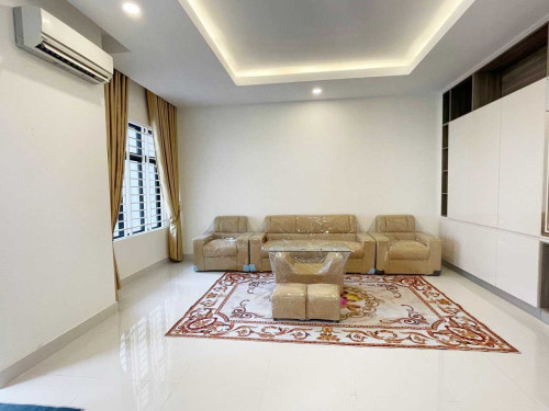 Twin B Villa for Rent In Borey Penghouth The Star Mera Garden 50m