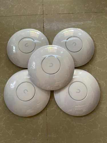 Unifi 6U Pro អឺវ៉ាន១ទឹក(98%)
