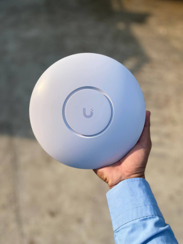 Unifi 6U Pro អឺវ៉ាន១ទឹក(98%)