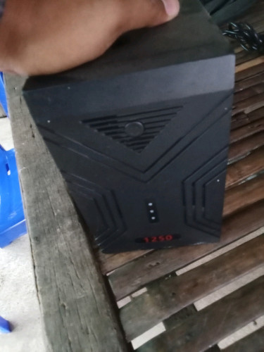 UPS លក់ 20$