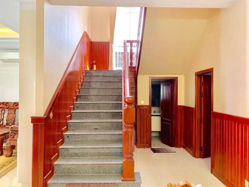 Villa Rosana for rent at Peng Huoth the star Emerald (Aeon2)
