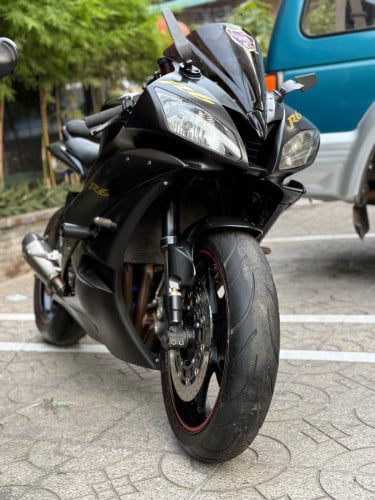 Yamaha R6