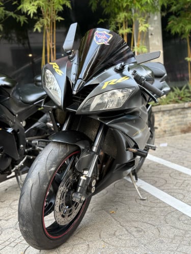 Yamaha R6