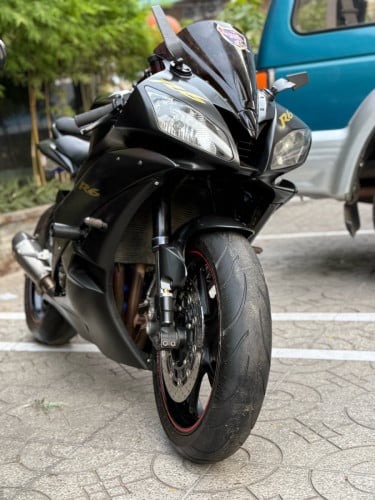 Yamaha R6