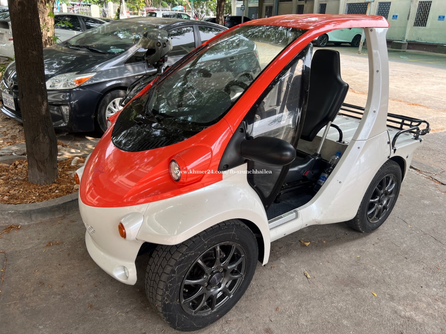 Toyota com ឡានអាគុយ ជប៉ុន