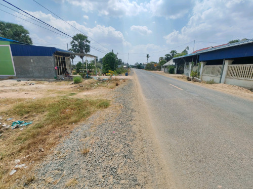 ដីលក់
