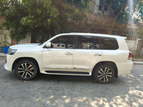ឡានស្អាត