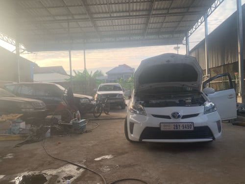 ការ៉ាសឡានជួសជុលរថយន្ត