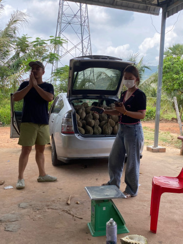 ម៉ូយមកកាត់ដល់ចំការតែម្ដង ហេងហេងៗបង លេខហុងស៊ុយទៀតម៉ោងបាញ់លុយនិងទឹកលុយដូចគ្នាទៀត ធុរេនឪខាក់កំពត ផ្អែម