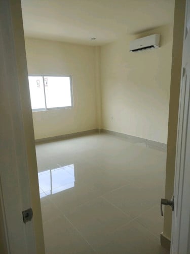 ផ្ទះវីឡាជួលតម្លៃធូ