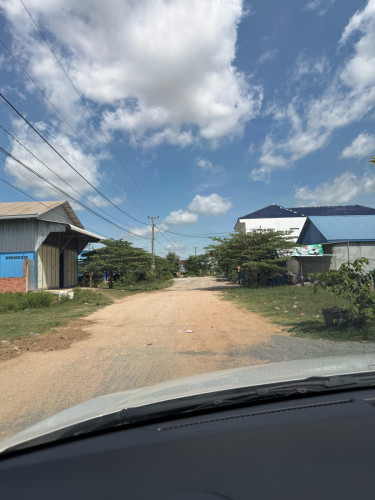 ដីស្អាតសំរាប់លក់ជូន ធ្វើផ្ទះលំហែ រឺ ជួល