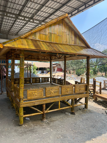 សុភាពសិប្បកម្មកញ្ចុះឬស្សីខ្មែរ