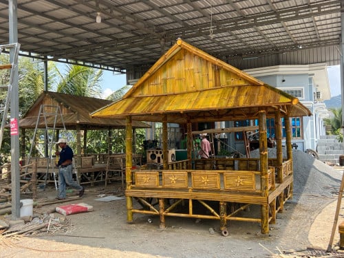 សុភាពសិប្បកម្មកញ្ចុះឬស្សីខ្មែរ