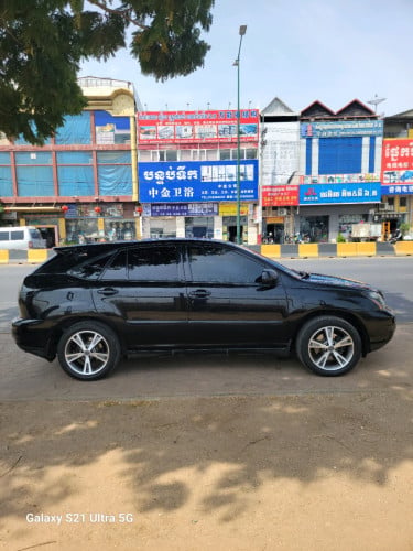 ធានាឡានស្អាតអត់បុកអត់ប៉ះ
