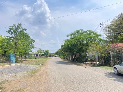 ដីលំហែក្នុងក្រុងបាត់ដំបង តម្លៃ4xooo$