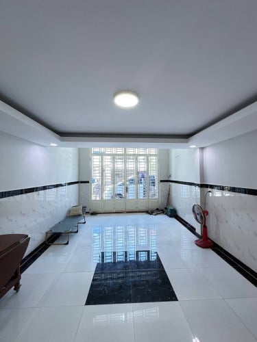 ផ្ទះអាជីវកម្មលក់បន្ទាន់សែនសុខ $56,000 (ចរចា) ប្លង់រឹង