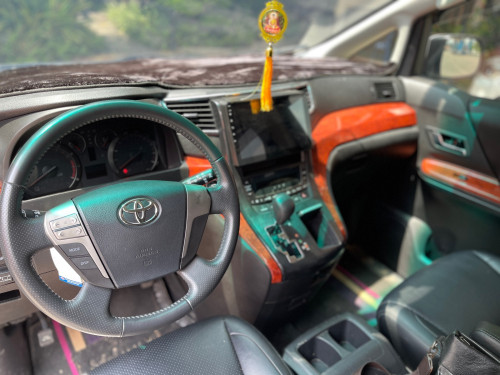 ថ្មីខ្ចីលះ​ ALPHARD 013 ម្ចាស់ដេីមទី1