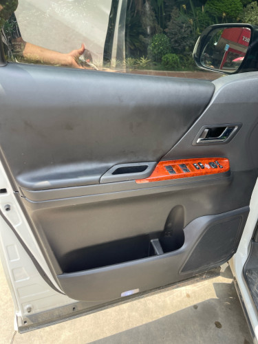 ថ្មីខ្ចីលះ​ ALPHARD 013 ម្ចាស់ដេីមទី1