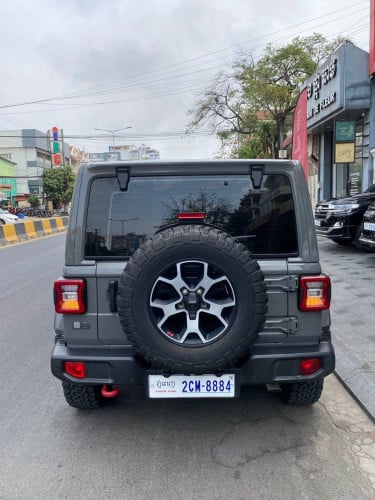 𝐣𝐞ep