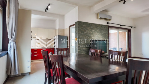 #Forrent  2-bedrooms Service Apartment.
