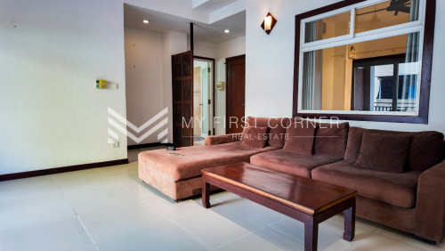 #Forrent  2-bedrooms Service Apartment.