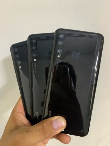 ទូរស័ព្ទ Huawei smart+  128g សាណុំ ថ្មកាន់ ដើរលឿន