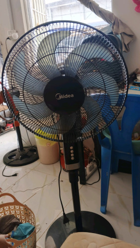 កង្ហារ Midea លក់នៅកំពង់សោម