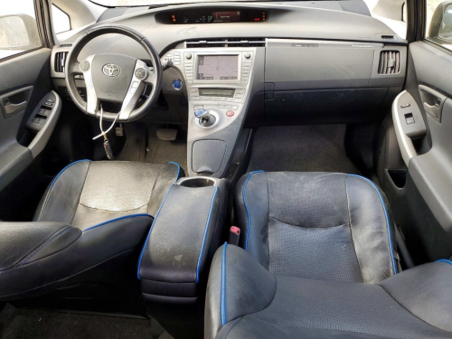 ✅Toyota Prius 012 Advanced Plug ln Option 5 សុីនម៉ាជុំ😘