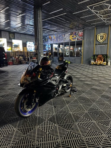 ម៉ូតូសម្រាប់លក់​ yamaha R3